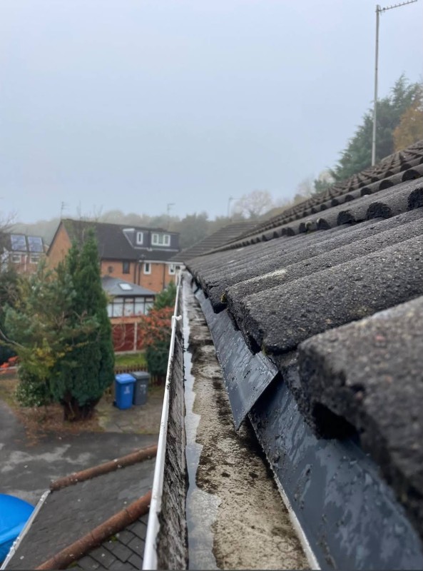 After photo of clean gutter in liverpool.jpg